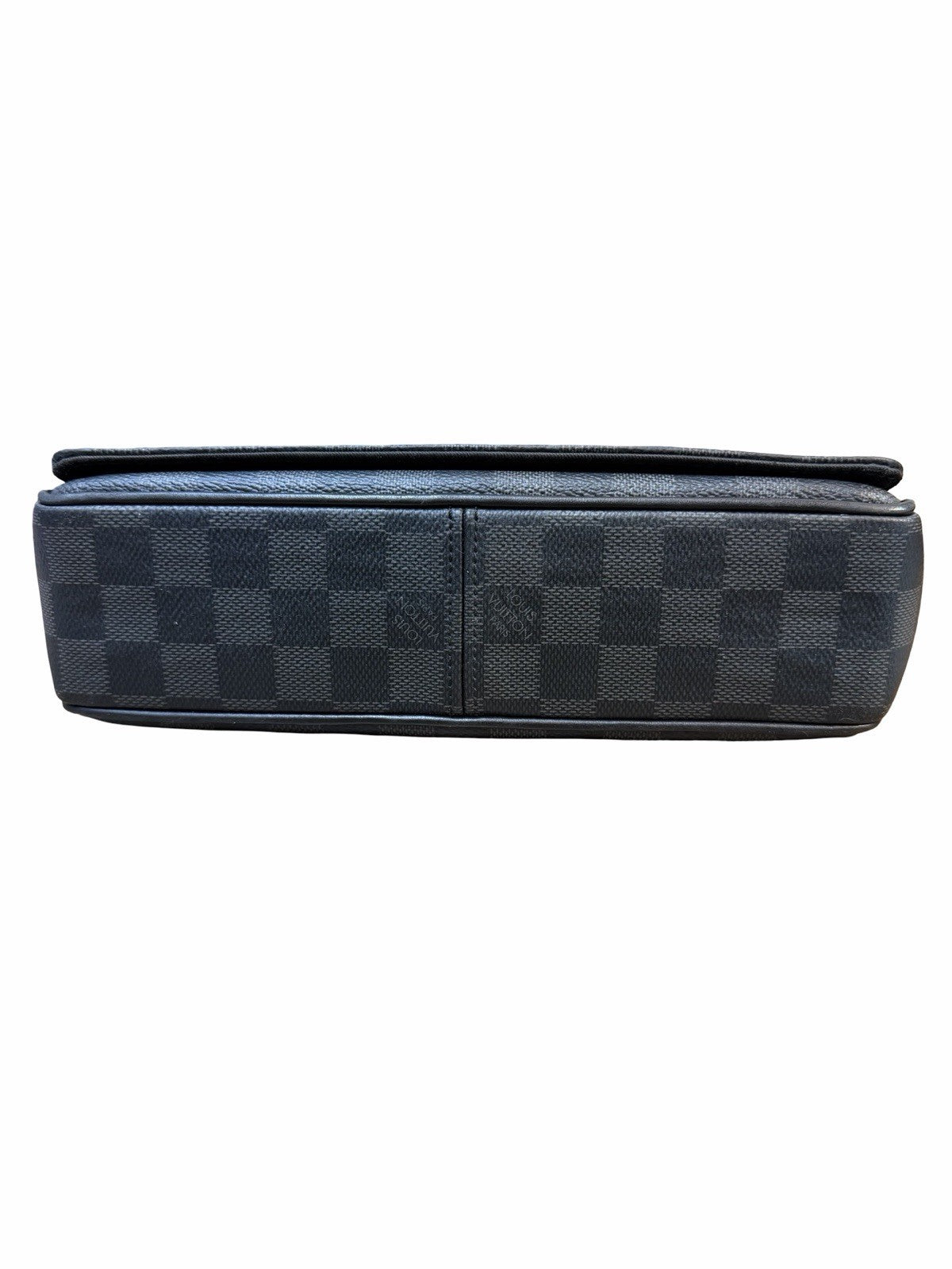 Louis Vuitton Damier Graphite District PM