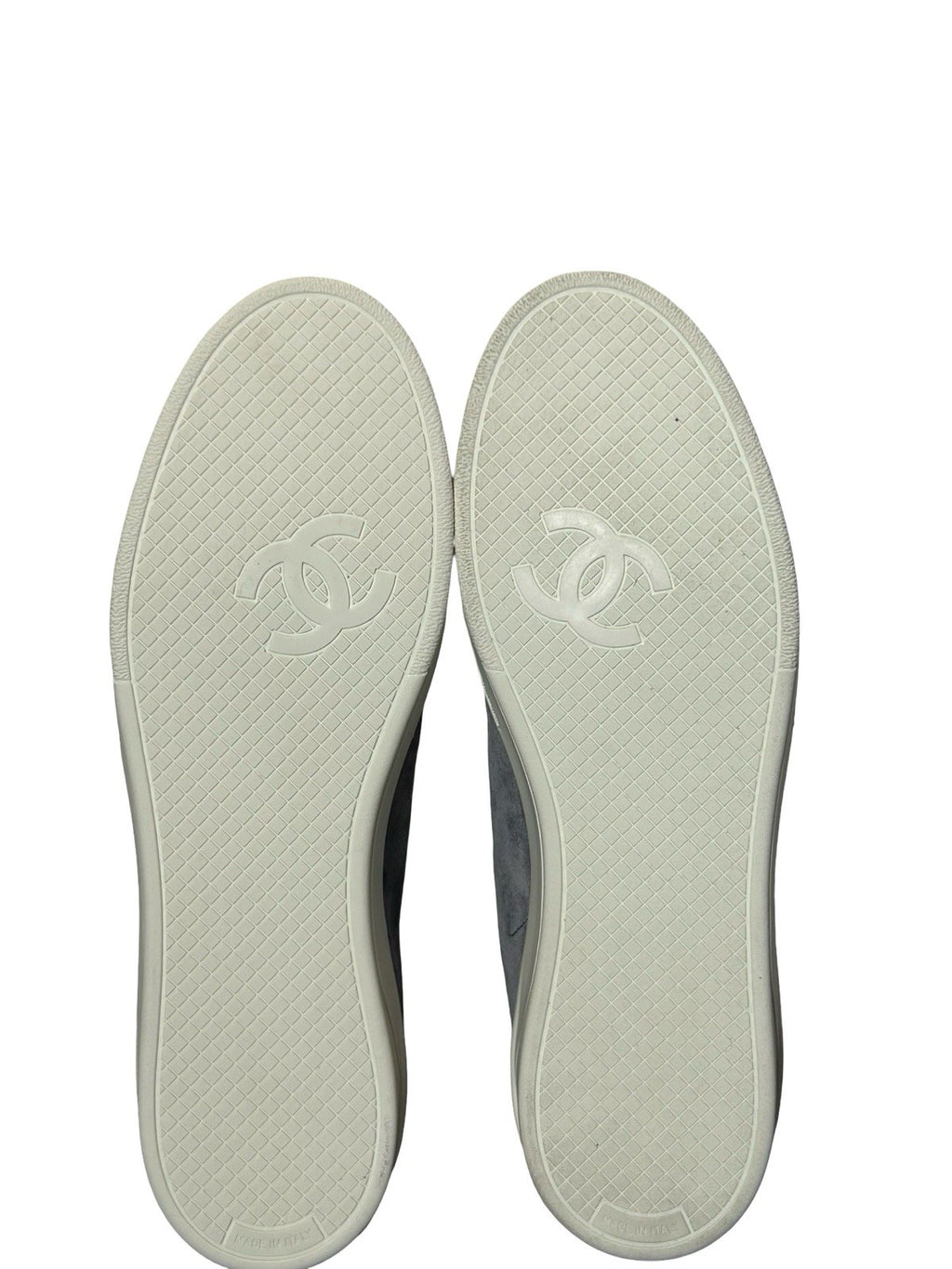 Chanel Women's CC Low-Top Flat Runner Sneakers Suede Size 40