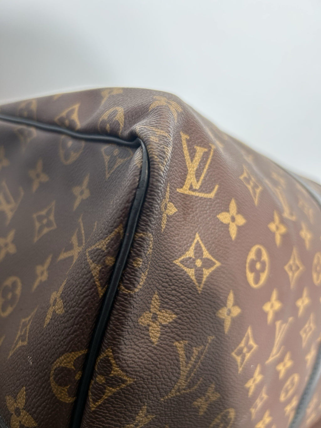 Louis Vuitton Monogram Macassar Keepall Bandoulière travel bag