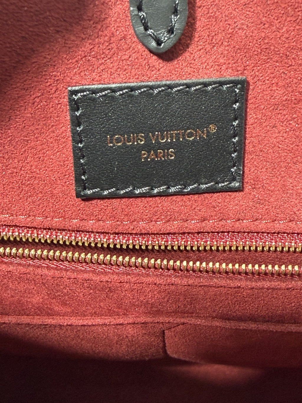 Louis Vuitton LV Monogram OnTheGo MM Black Shoulder Bag