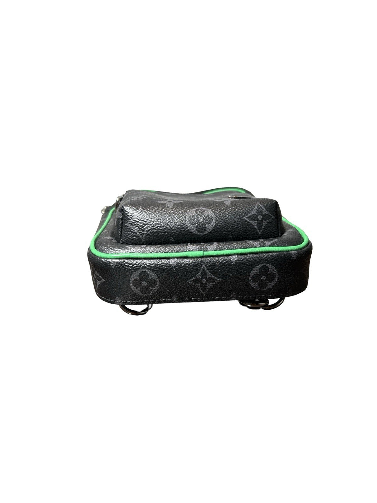 LOUIS VUITTON Monogram Eclipse Avenue Slingbag 