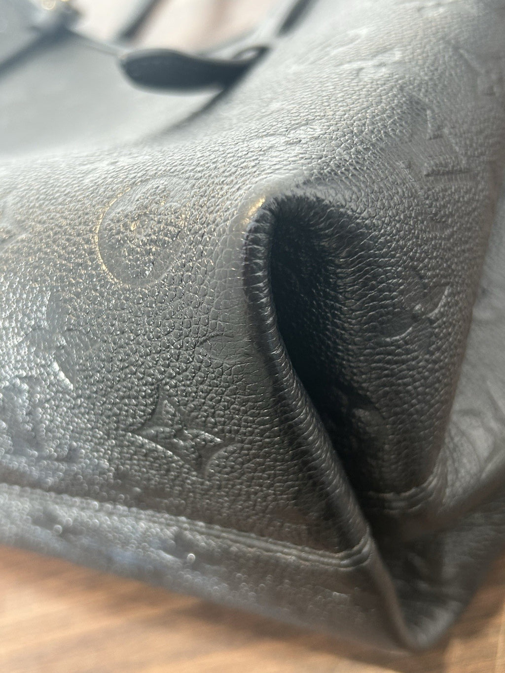 Louis Vuitton Babylon Tote MM
