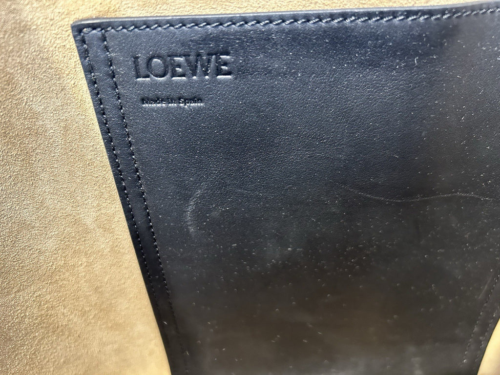 Loewe Leather Pebble 2024 Black Bucket Bag 