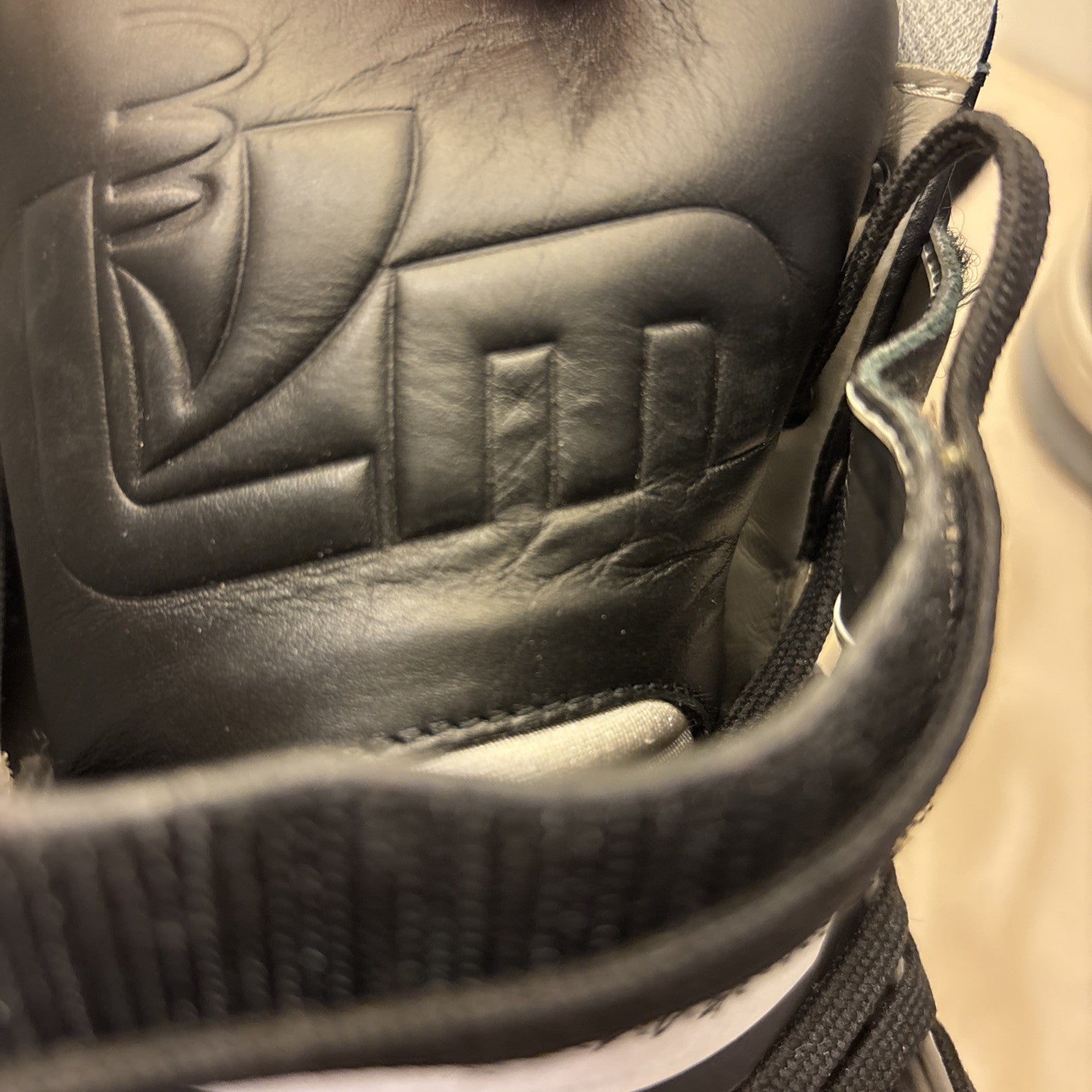 Louis Vuitton Montana Iv Trainer Leather High trainers