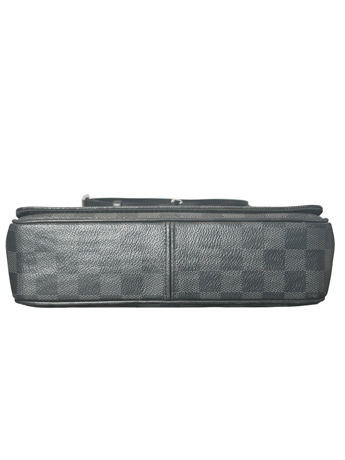 Louis Vuitton District Messenger PM Black