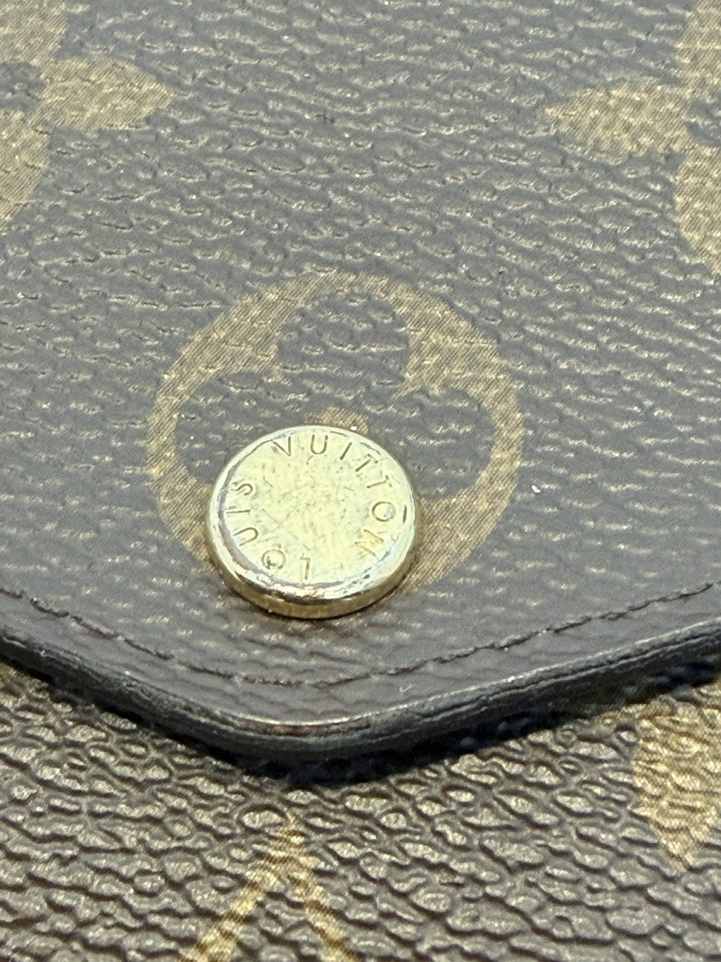 Louis Vuitton Sarah Wallet Red Inside