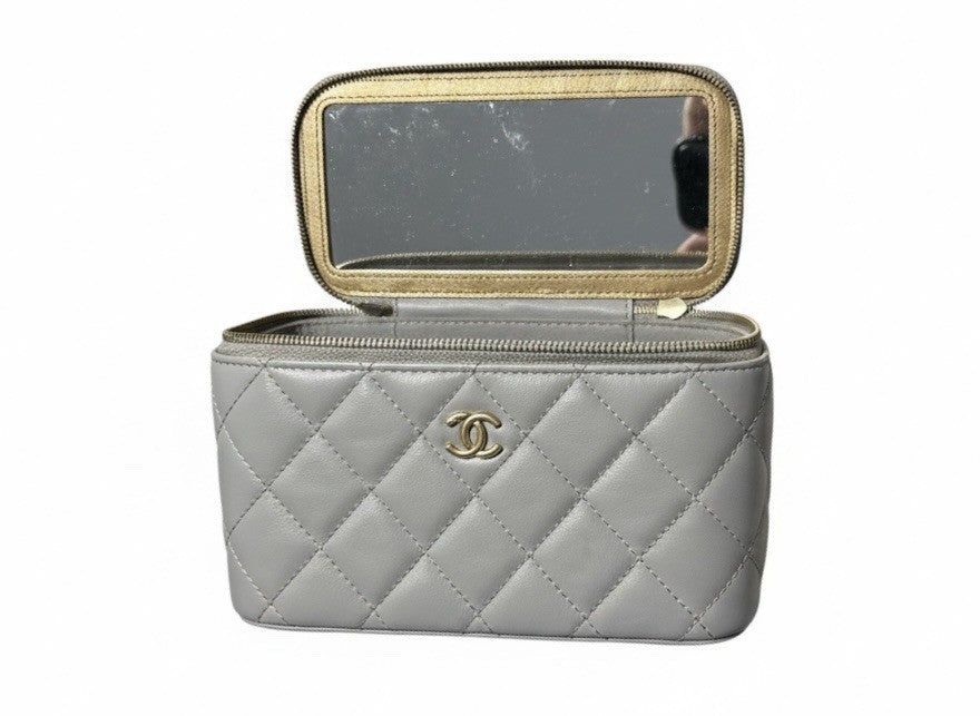 Chanel Lambskin Quilted Small Pearl Crush Vanity Case With Chain Grey