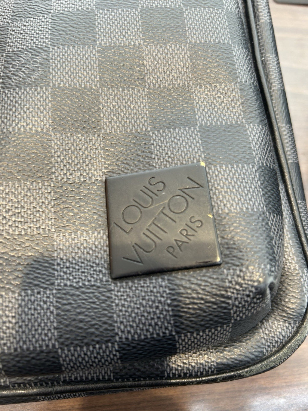 Louis Vuitton Avenue Sling Bag NM Damier Graphite (3)