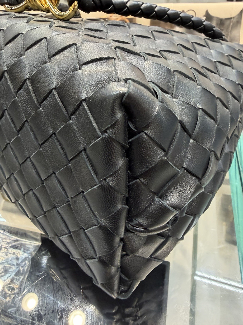 Bottega Veneta Black Intrecciato Andiamo Medium 