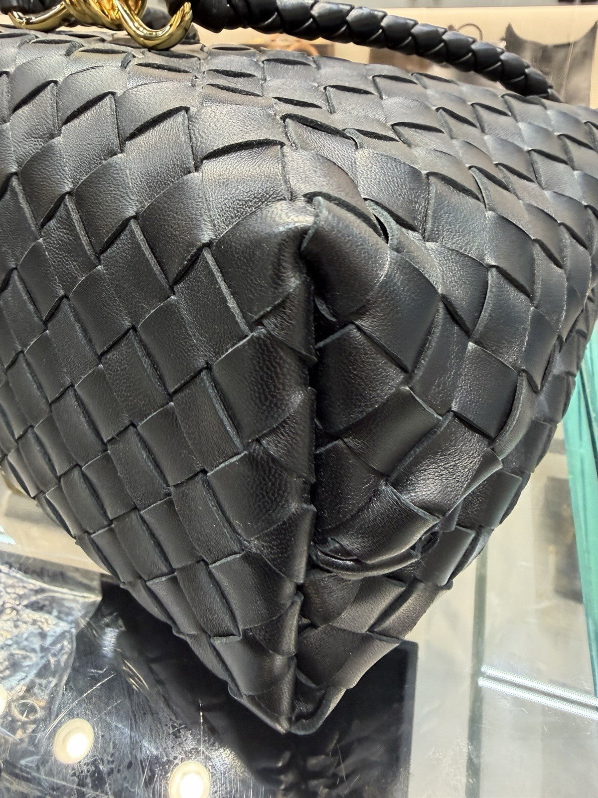 Bottega Veneta Black Intrecciato Andiamo Medium 