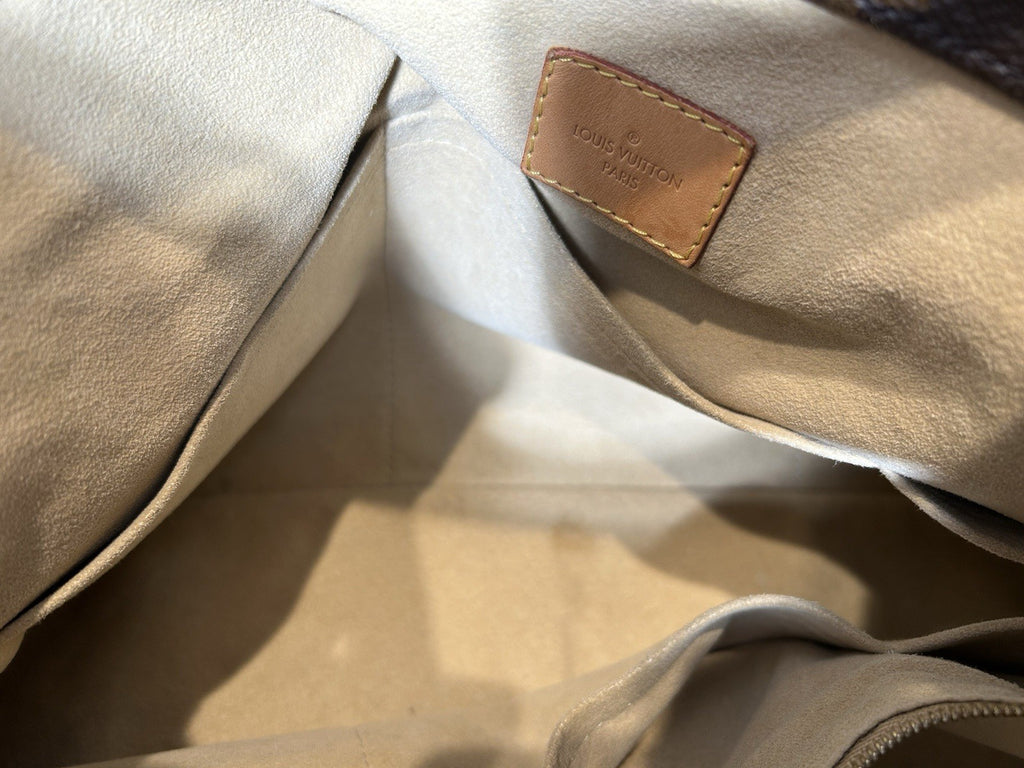 Louis Vuitton GM ARTSY TOTE BAG BRAND NEW!