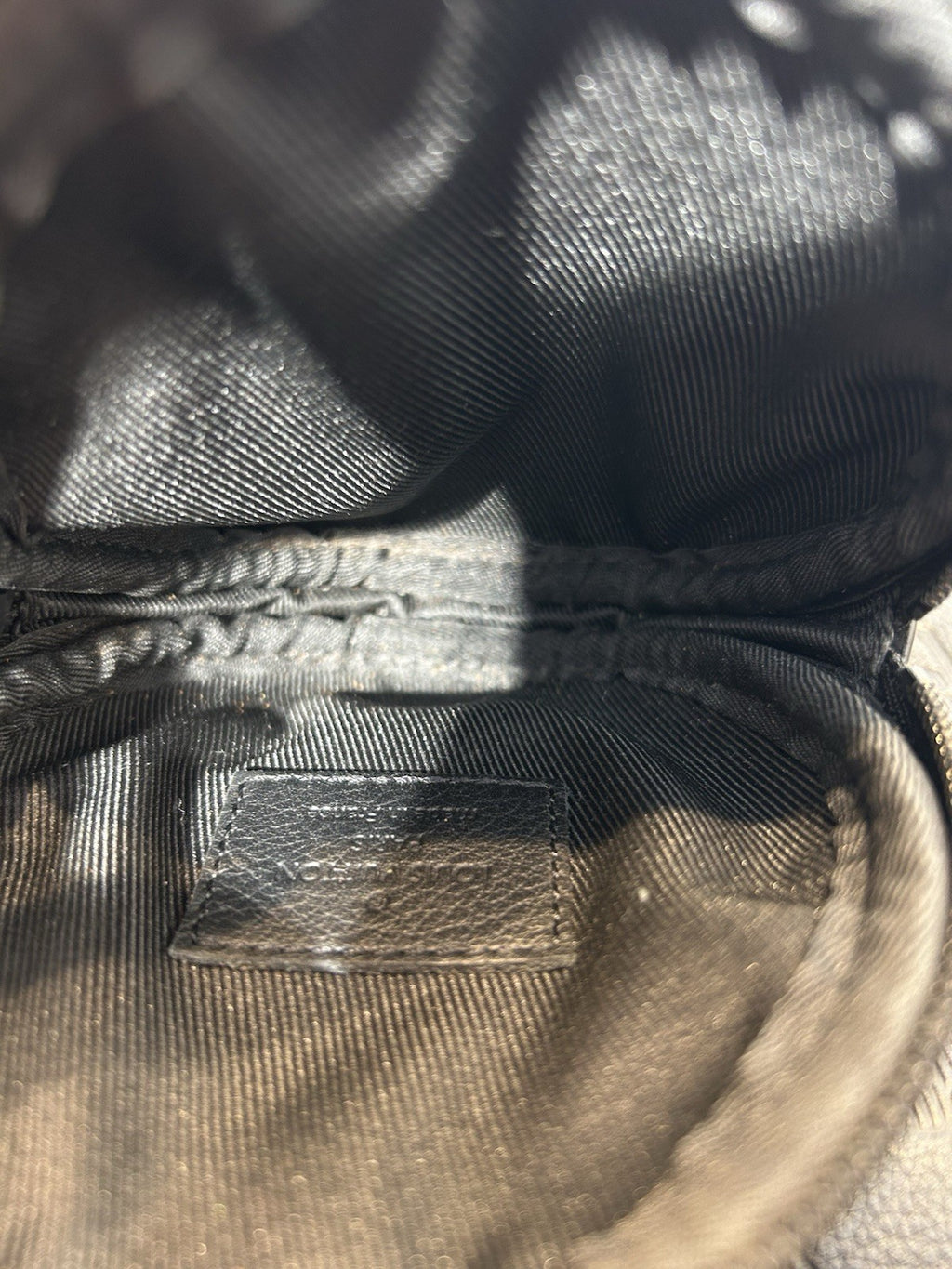 LOUIS VUITTON Taigarama Duo Slingbag Black