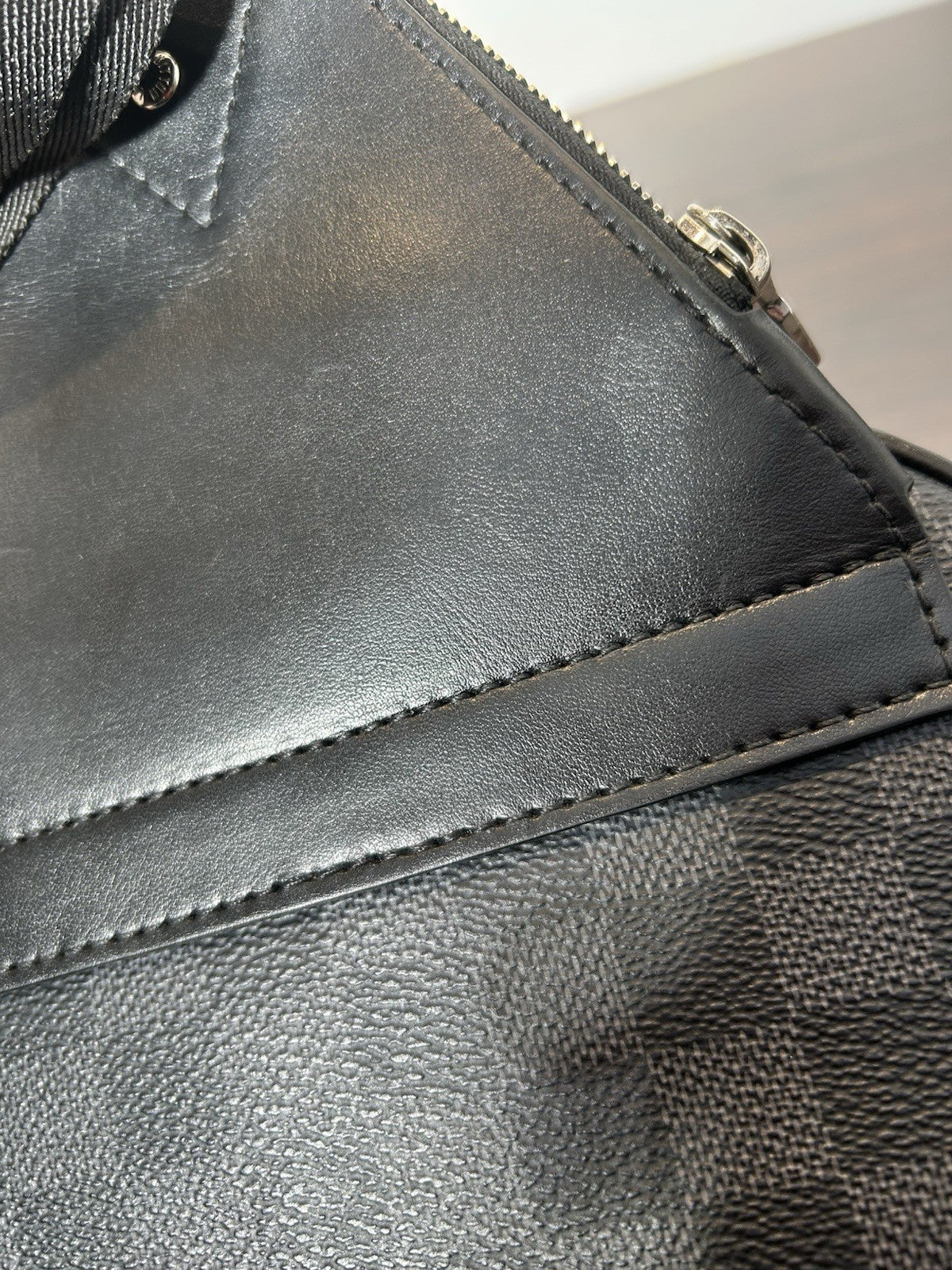 Louis Vuitton Avenue Sling Bag NM Damier Graphite (1)