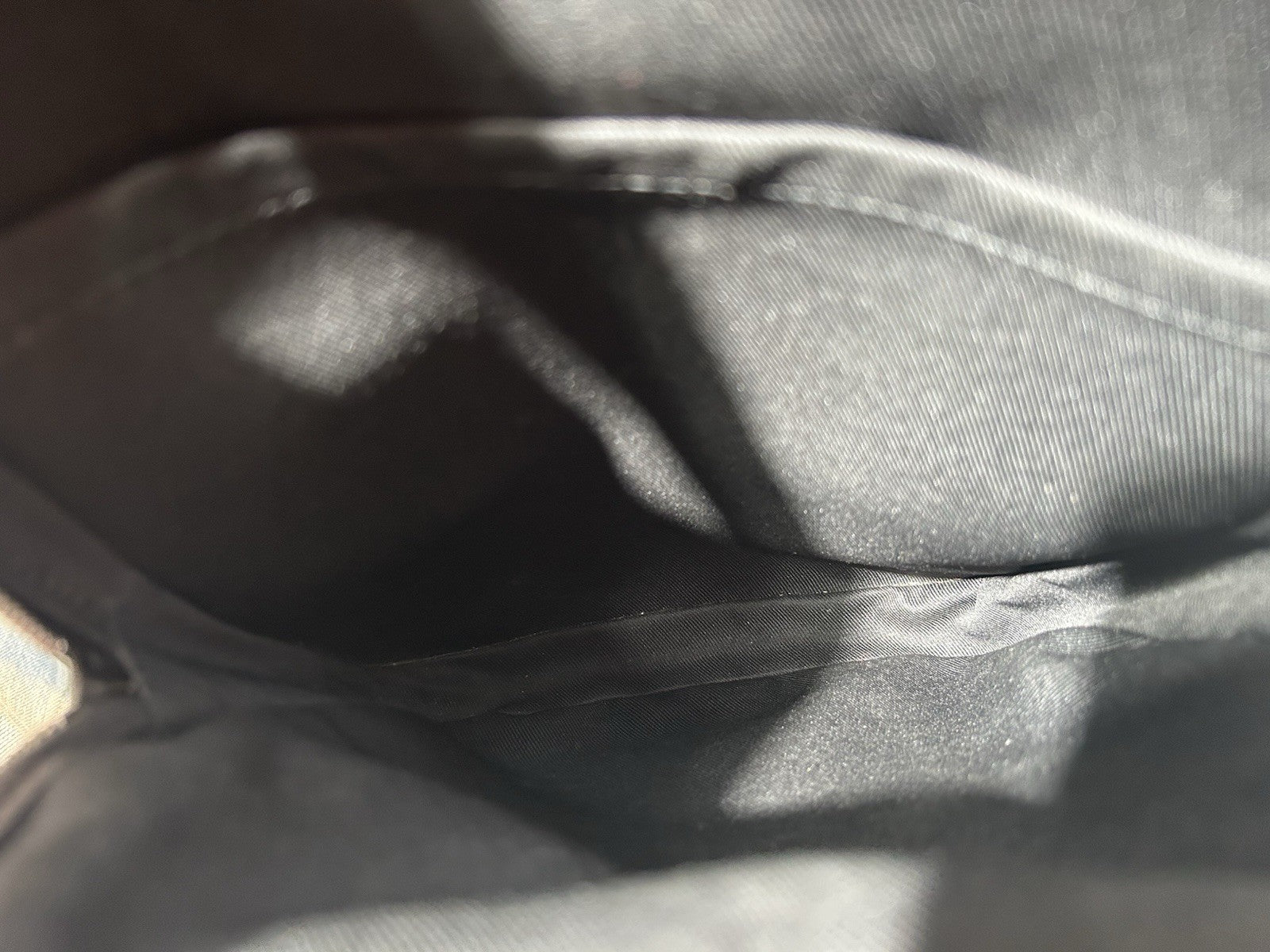 Louis Vuitton Avenue Sling Bag NM Damier Graphite (3)