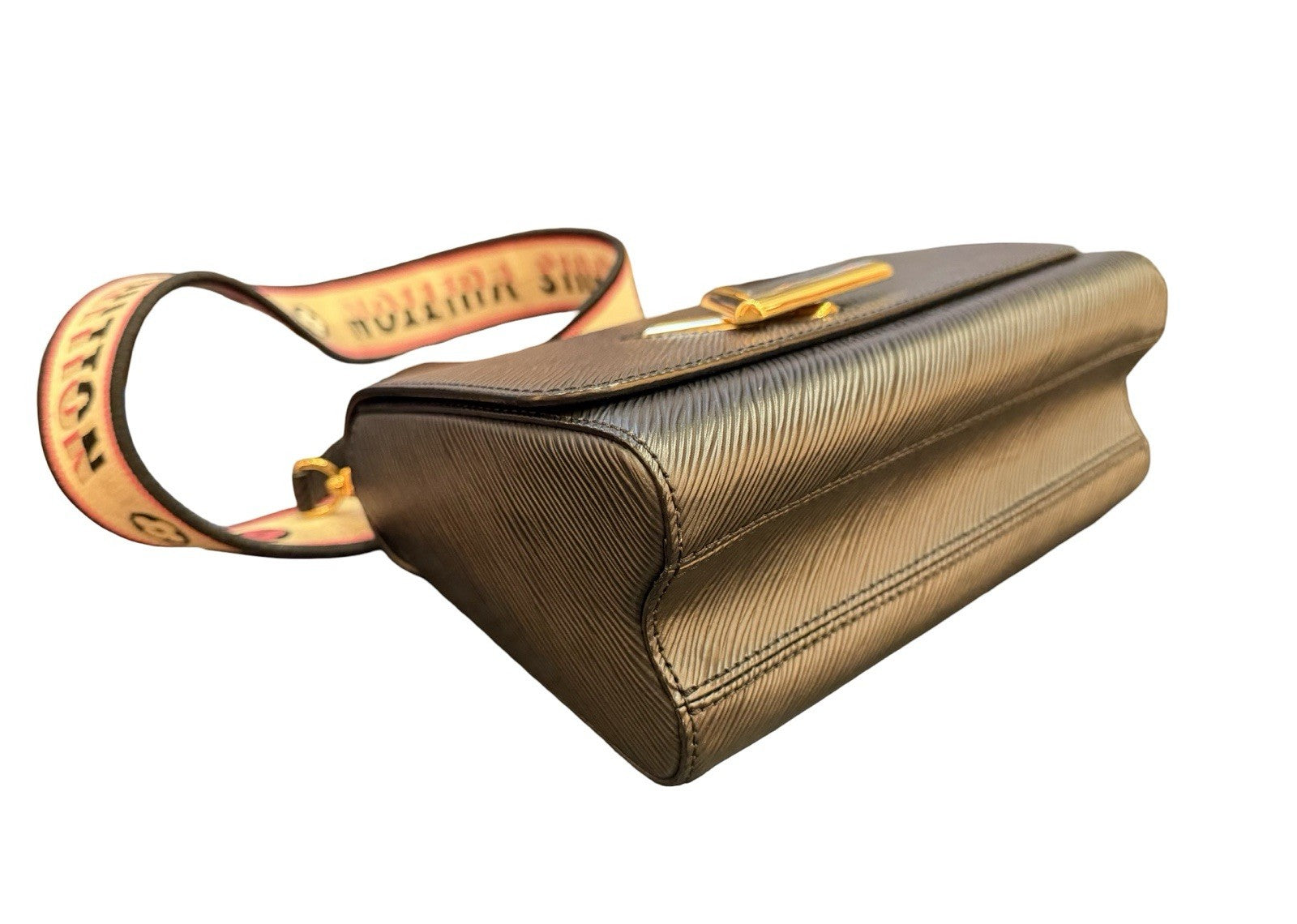 Louis Vuitton Twist MM Black Epi Leather Shoulder Bag