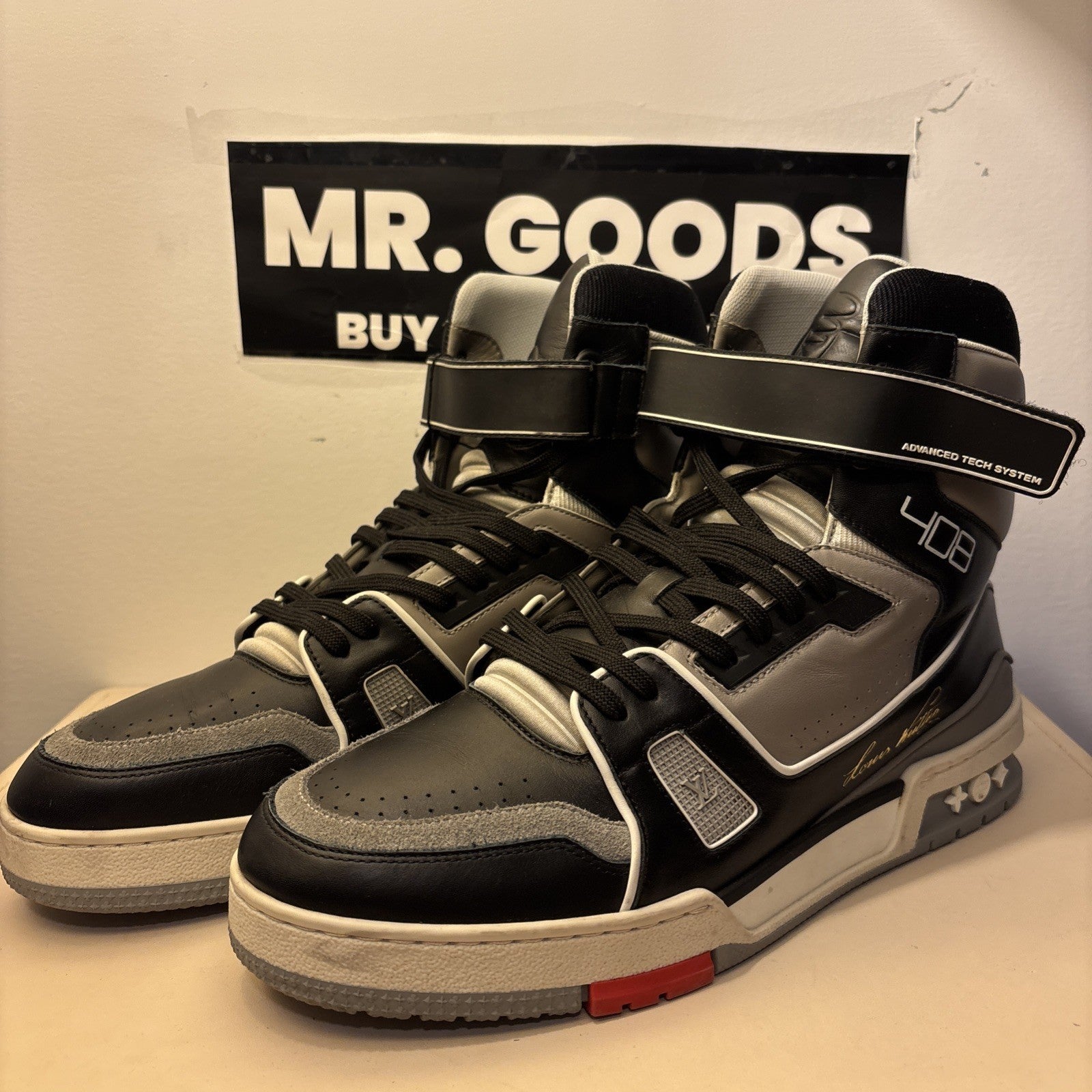 Louis Vuitton Montana Iv Trainer Leather High trainers