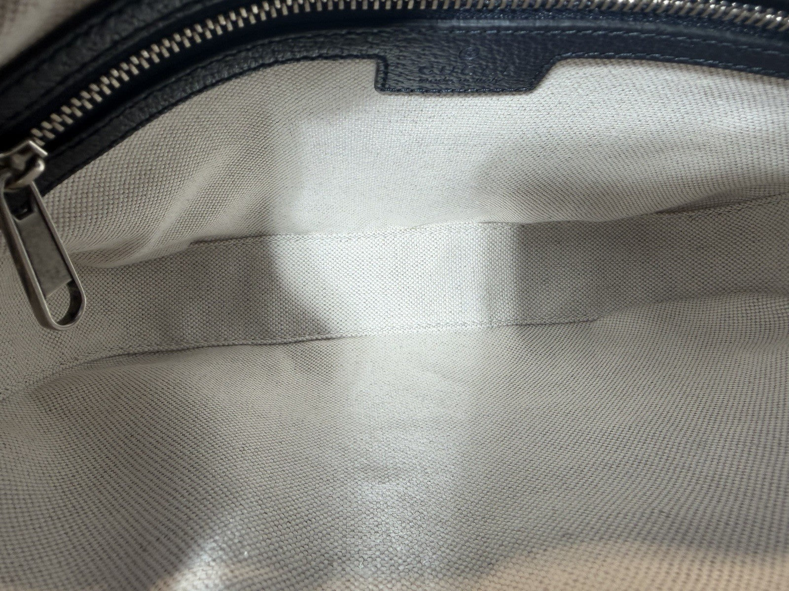 Gucci GG Supreme Crossbody Bag