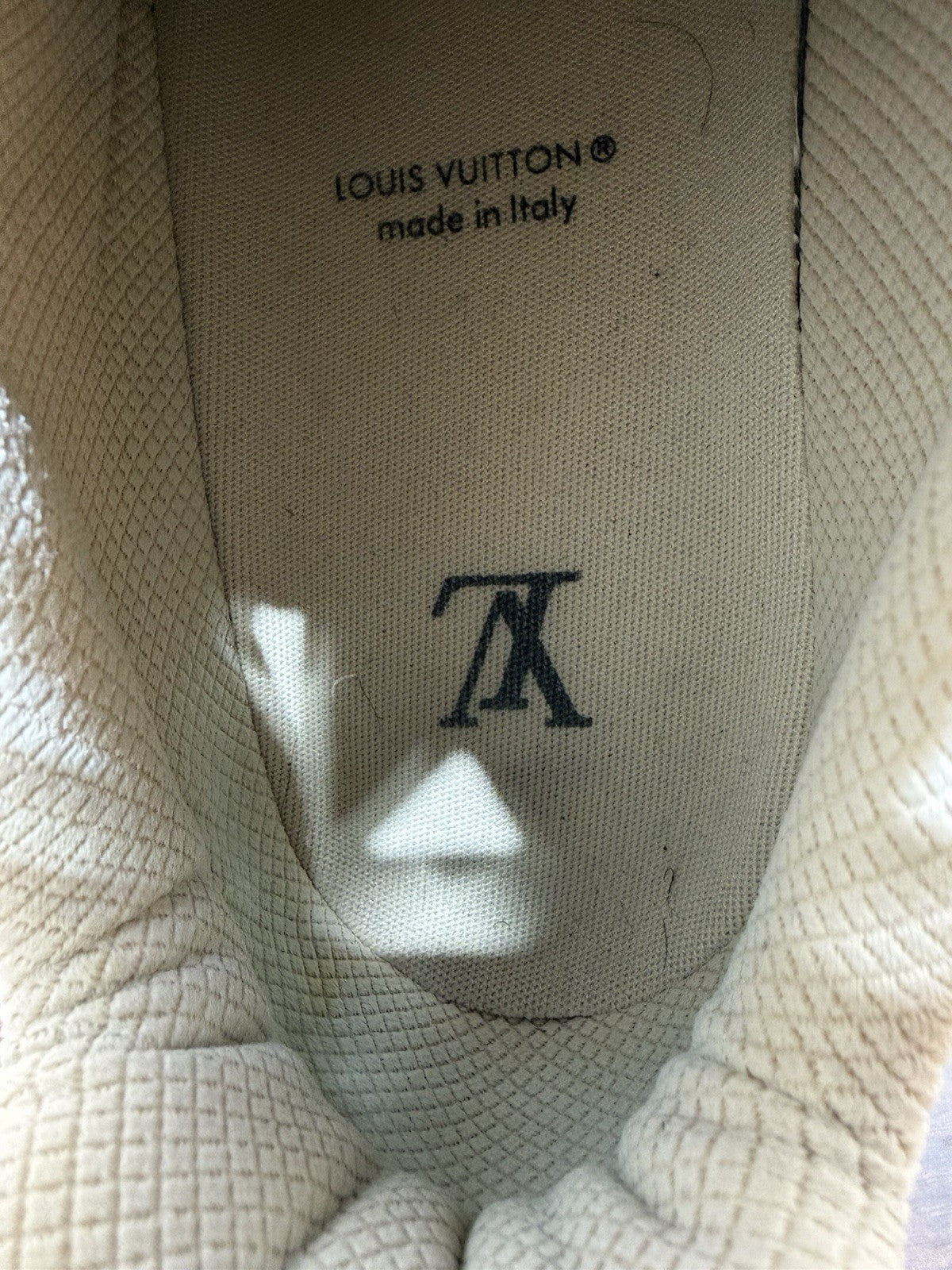 Louis Vuitton LV Runner Tatic Sneakers LV Size 9/ US Size 10