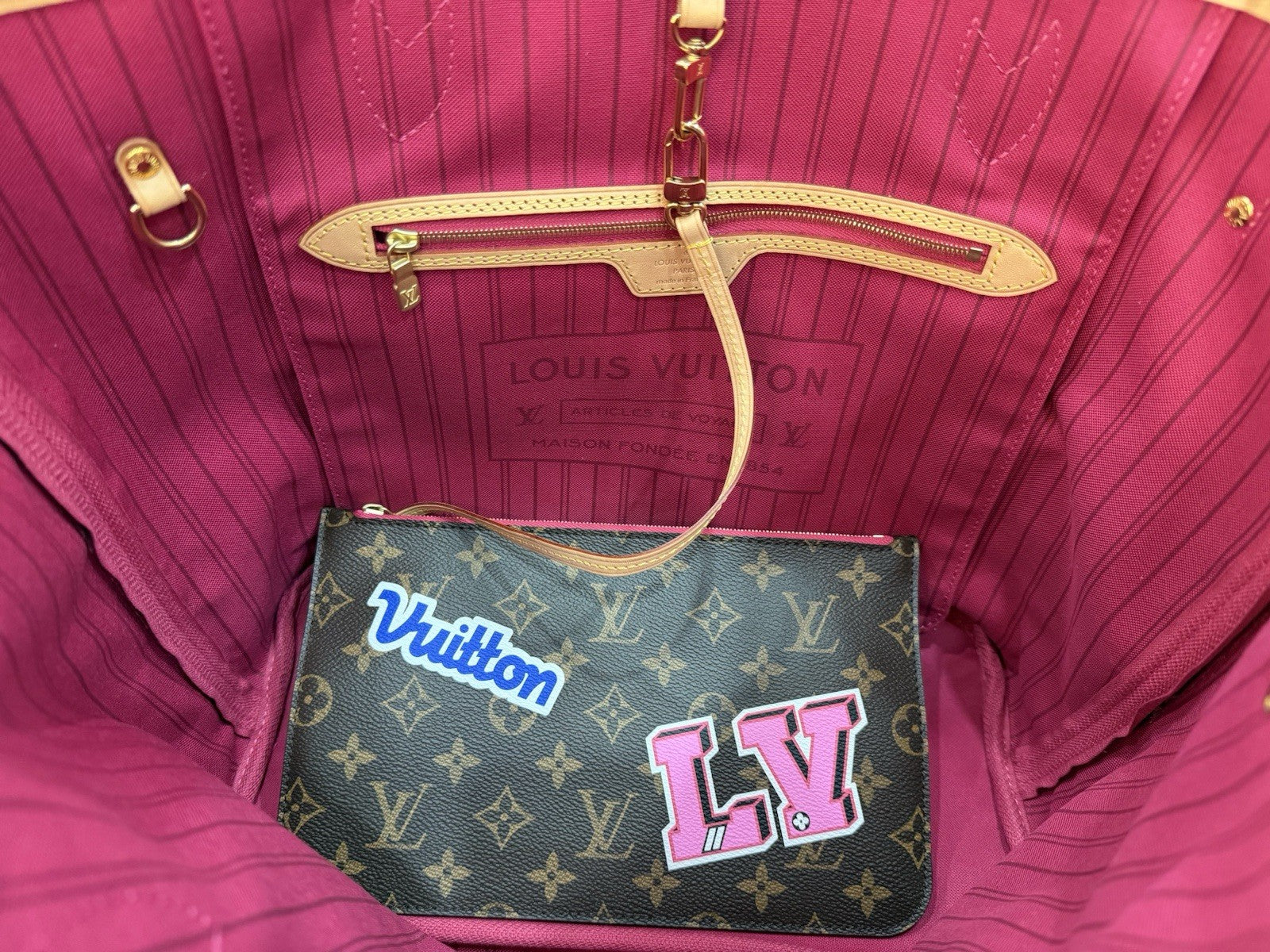 Louis Vuitton Neverfull NM Tote Limited Edition Patches Monogram Canvas MM