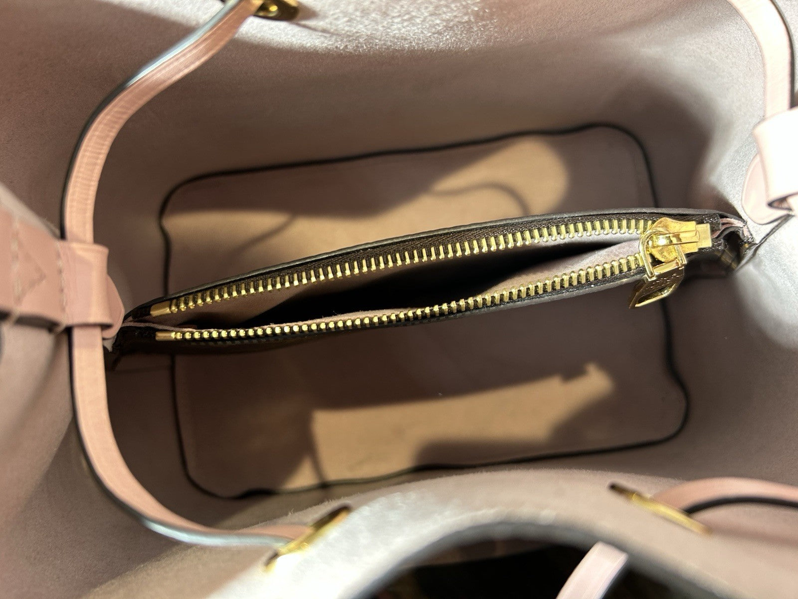 Louis Vuitton LV Monogram Néonoé