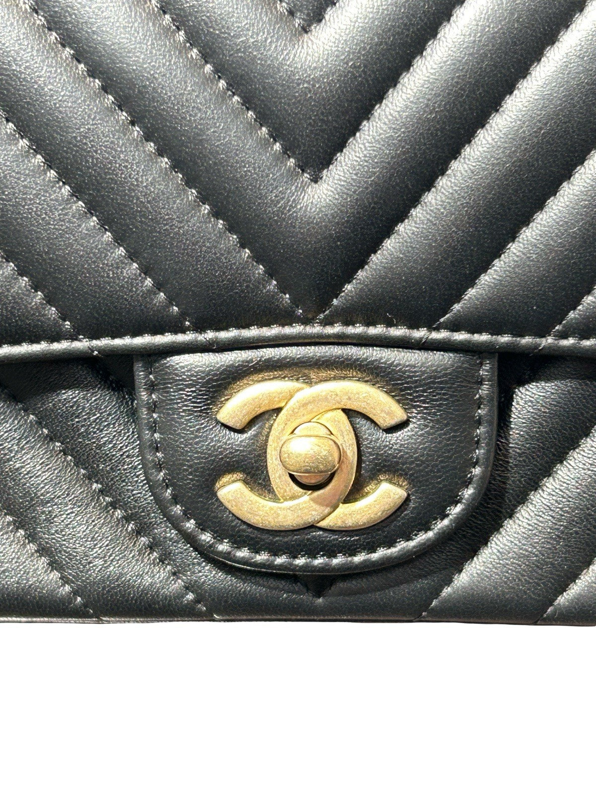 Chanel Square Classic Single Flap Bag Chevron Lambskin Mini Black