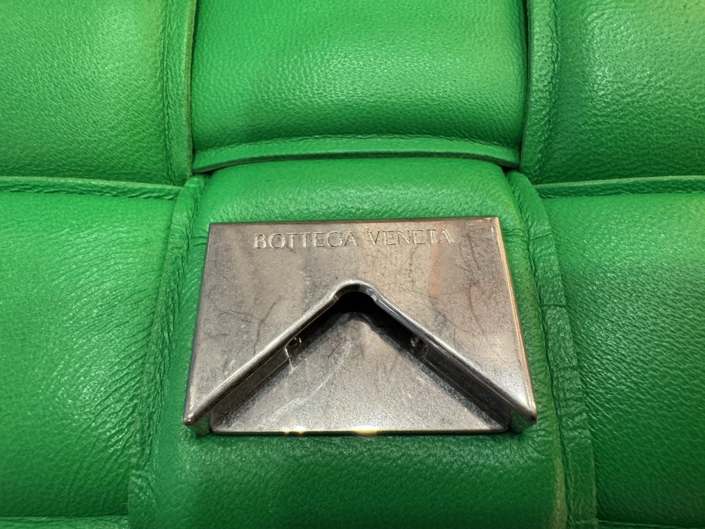 Bottega VenetaIntrecciato Padded Cassette Intrecciato Leather Cross Body Green