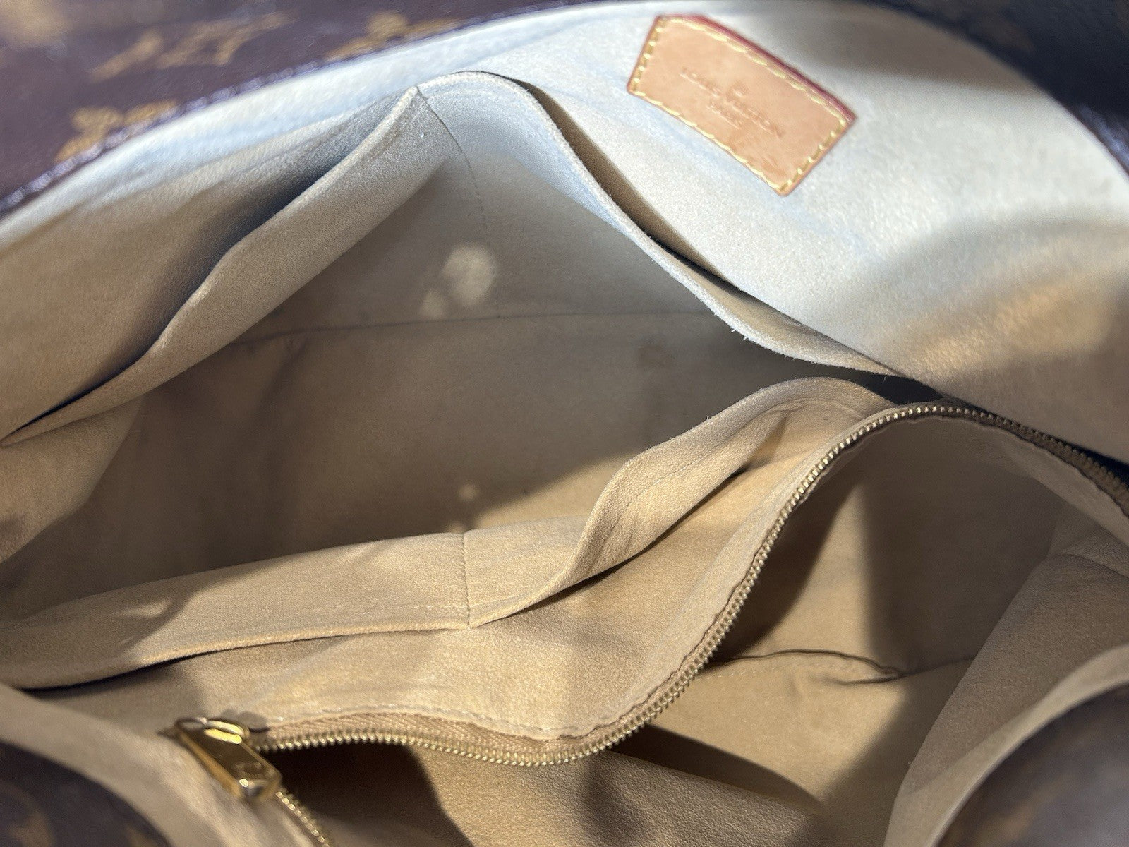 Louis Vuitton GM ARTSY TOTE BAG BRAND NEW!