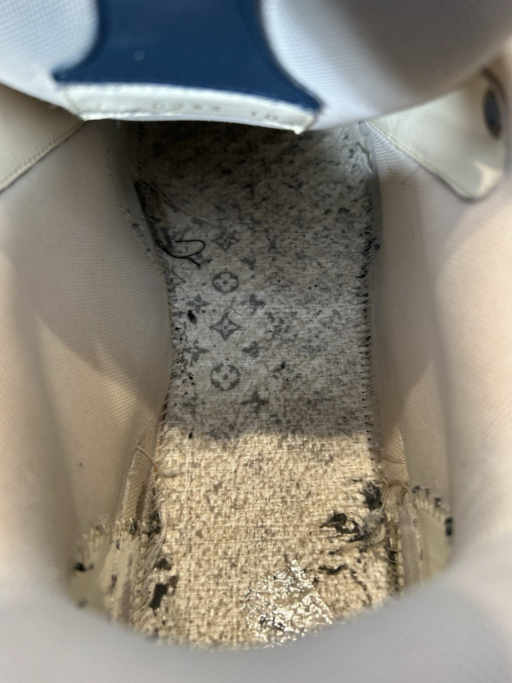 Louis Vuitton LV Skate Sneakers In A Navy And  White Colorway Size 10LV / 11 us