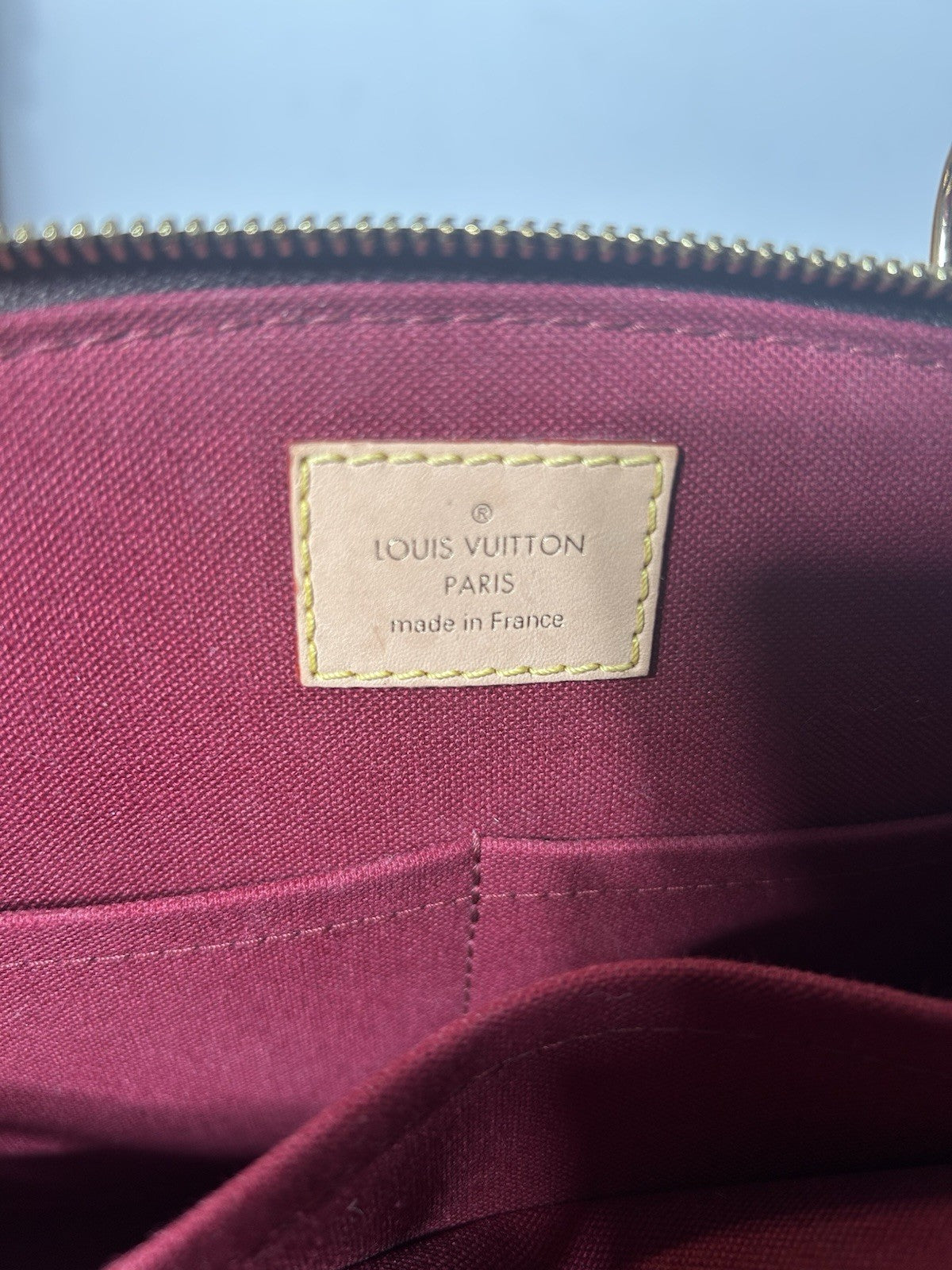 LOUIS VUITTON Monogram Petit Palais PM Hand Bag
