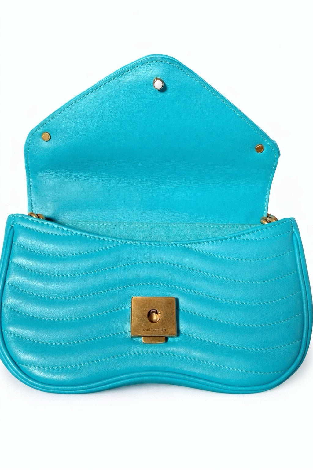 Louis Vuitton New Wave Chain Bag Quilted Leather MM Blue