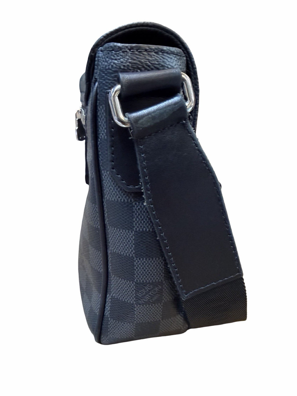 Louis Vuitton Damier Graphite District PM
