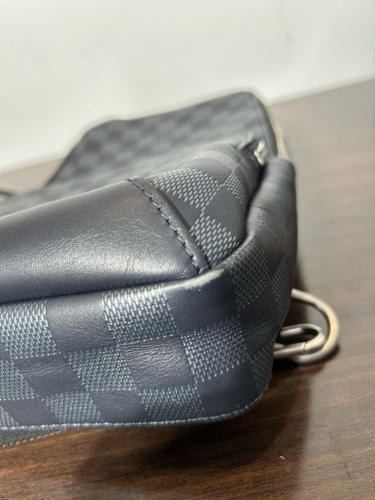 Louis Vuitton Avenue Sling Bag Damier Graphite