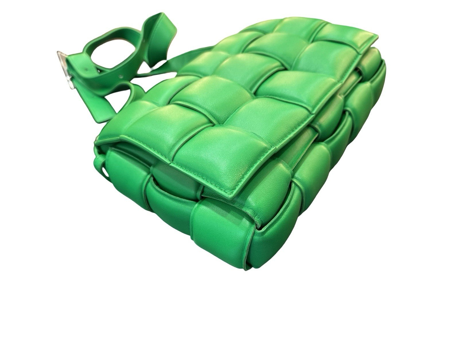 Bottega VenetaIntrecciato Padded Cassette Intrecciato Leather Cross Body Green