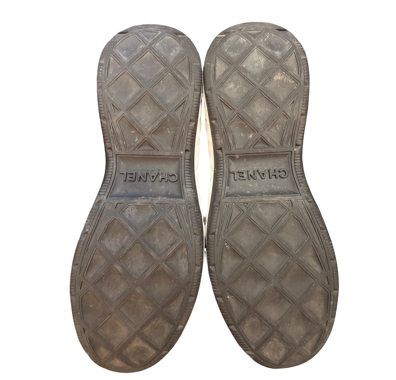 Chanel CC Low Top Sneakers EU 41.5 US 10.5