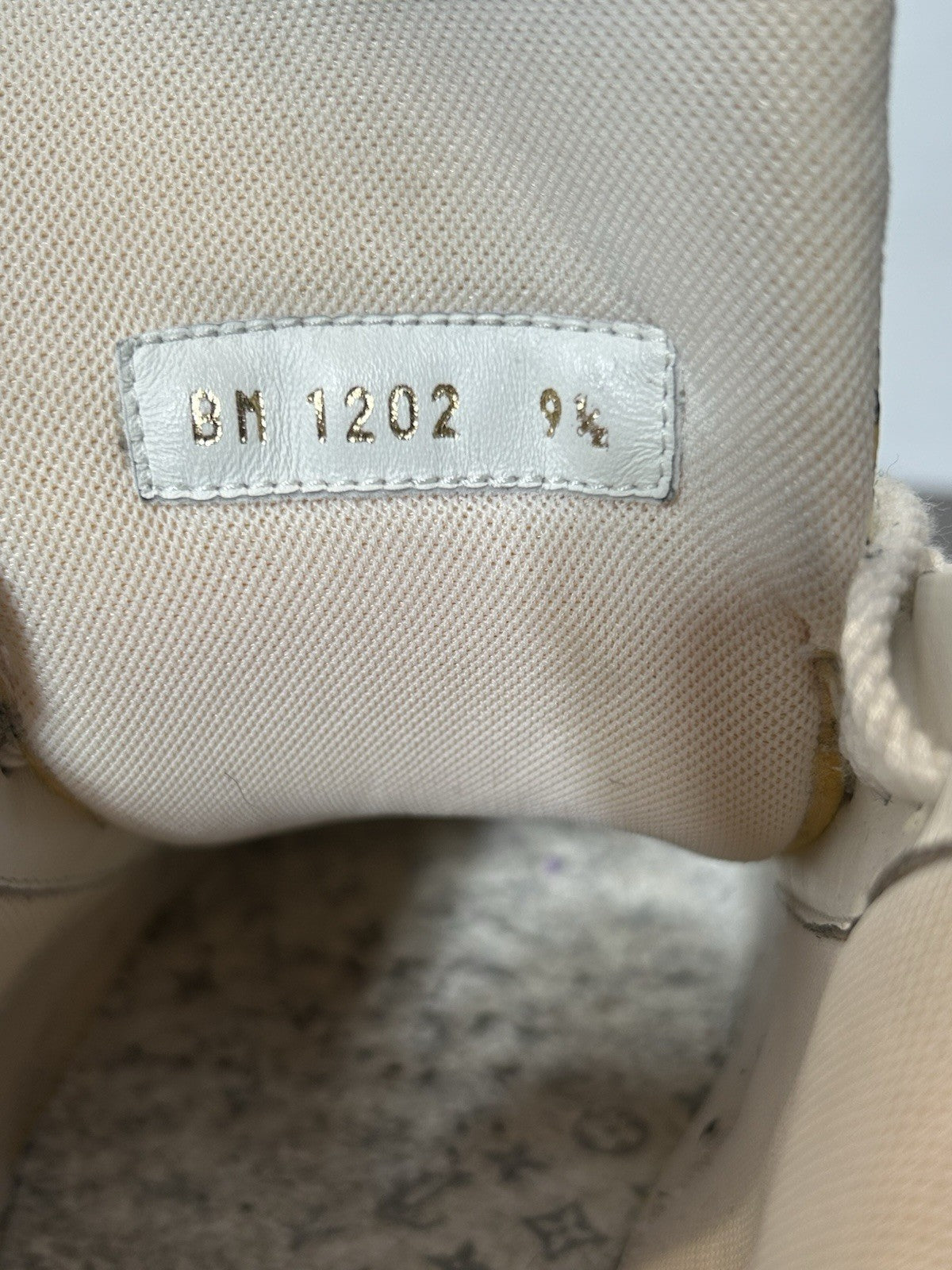 Louis Vuitton Calfskin Monogram Comic Book Motif Size 9.5LV / 10.5 US