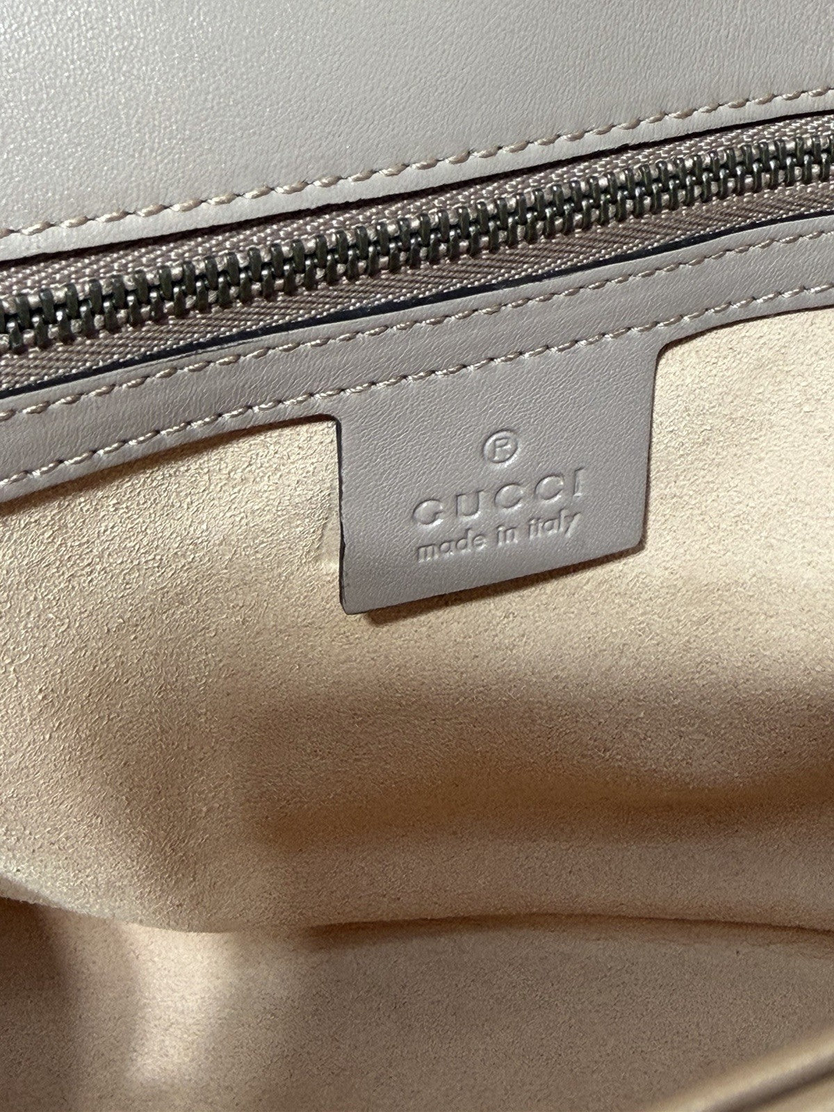 Gucci Faux Pearl Marmont Small With Gold Hardware Shoulder Bag