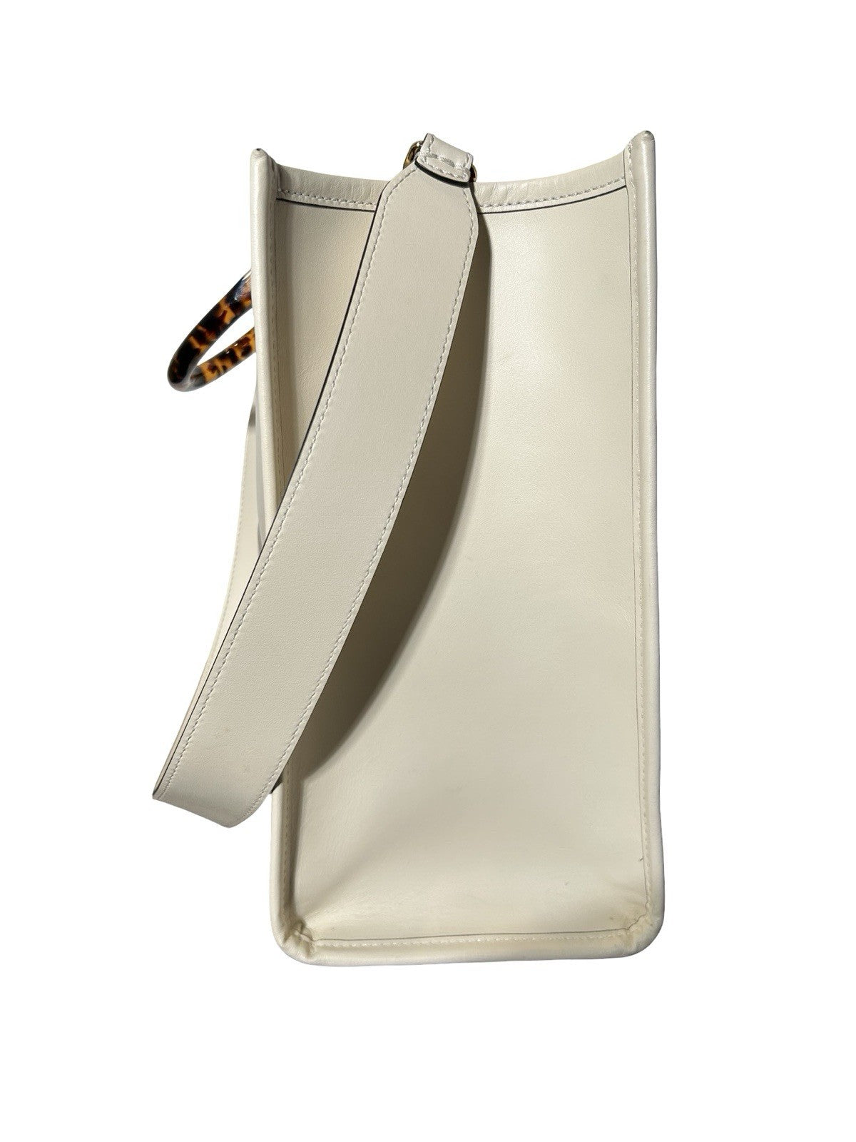 Fendi FF Leather Sunshine Medium 2023