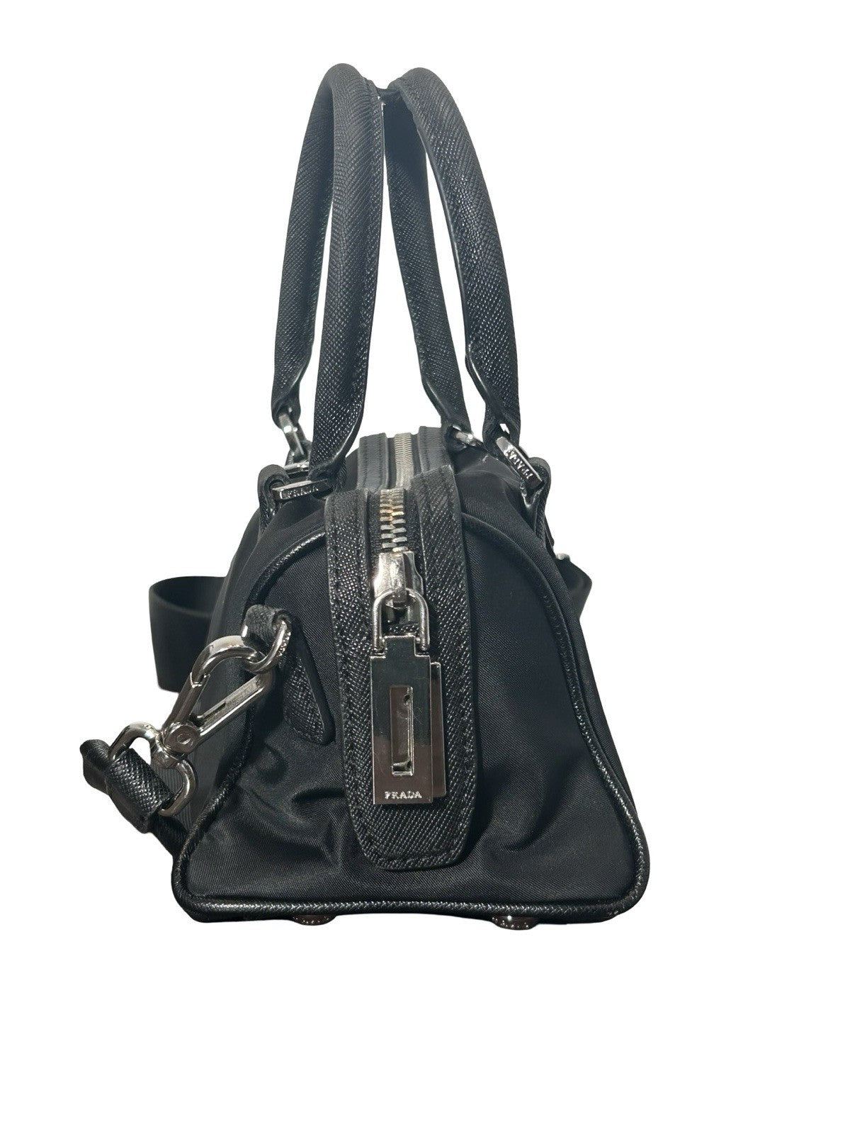 Prada Re-Edition Nylon Top Handle Bag In Black