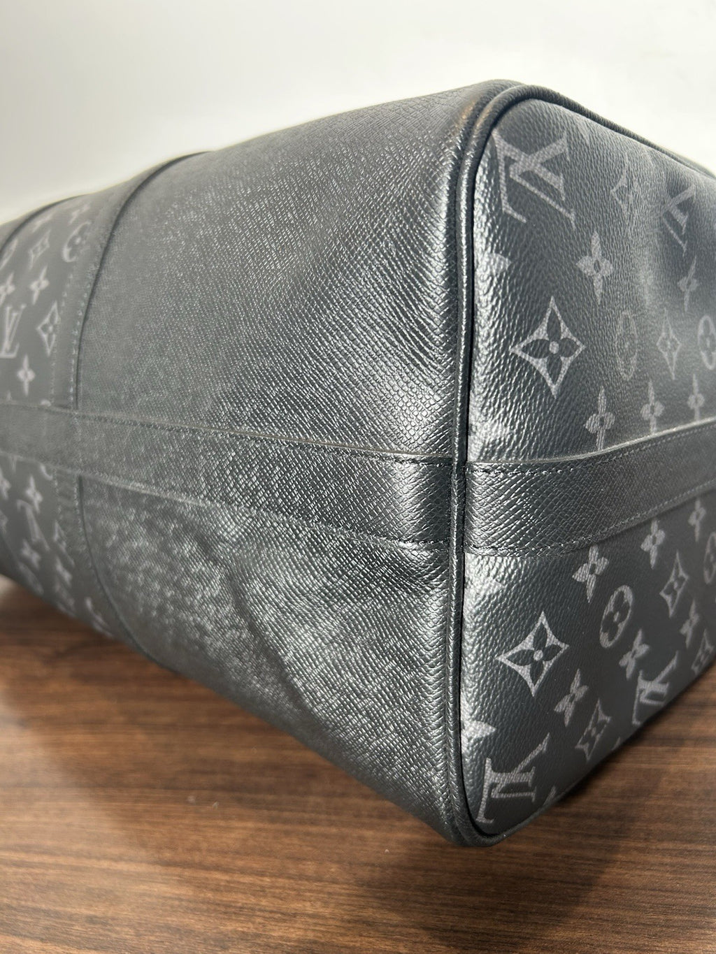 Louis Vuitton Keepall Bandouliere 50 Monogram Eclipse & Black Taiga