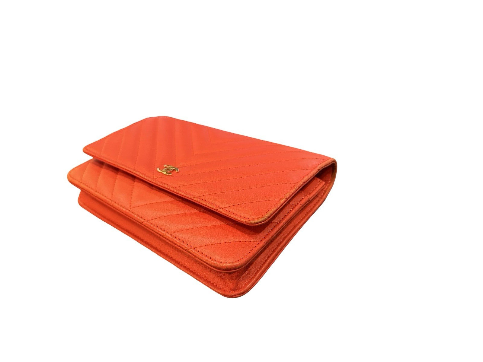 Chanel Red Classic Chevron Wallet On Chain