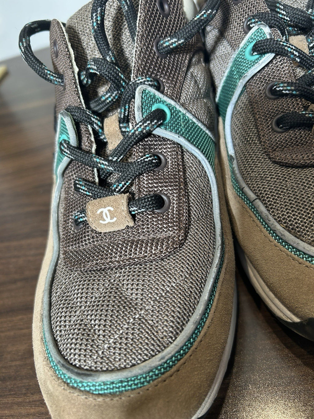 CHANEL Nylon Calfskin Suede Womens CC Sneakers 41 Brown Green