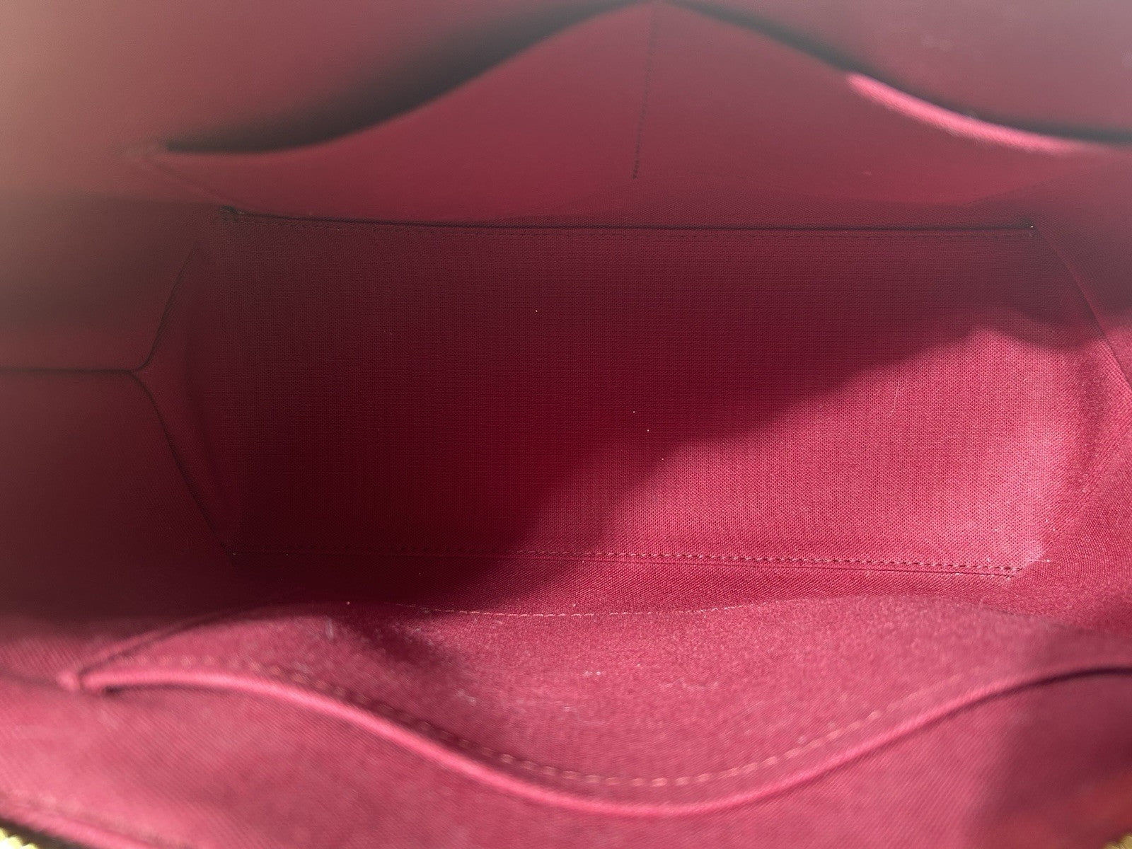 LOUIS VUITTON Monogram Petit Palais PM Hand Bag