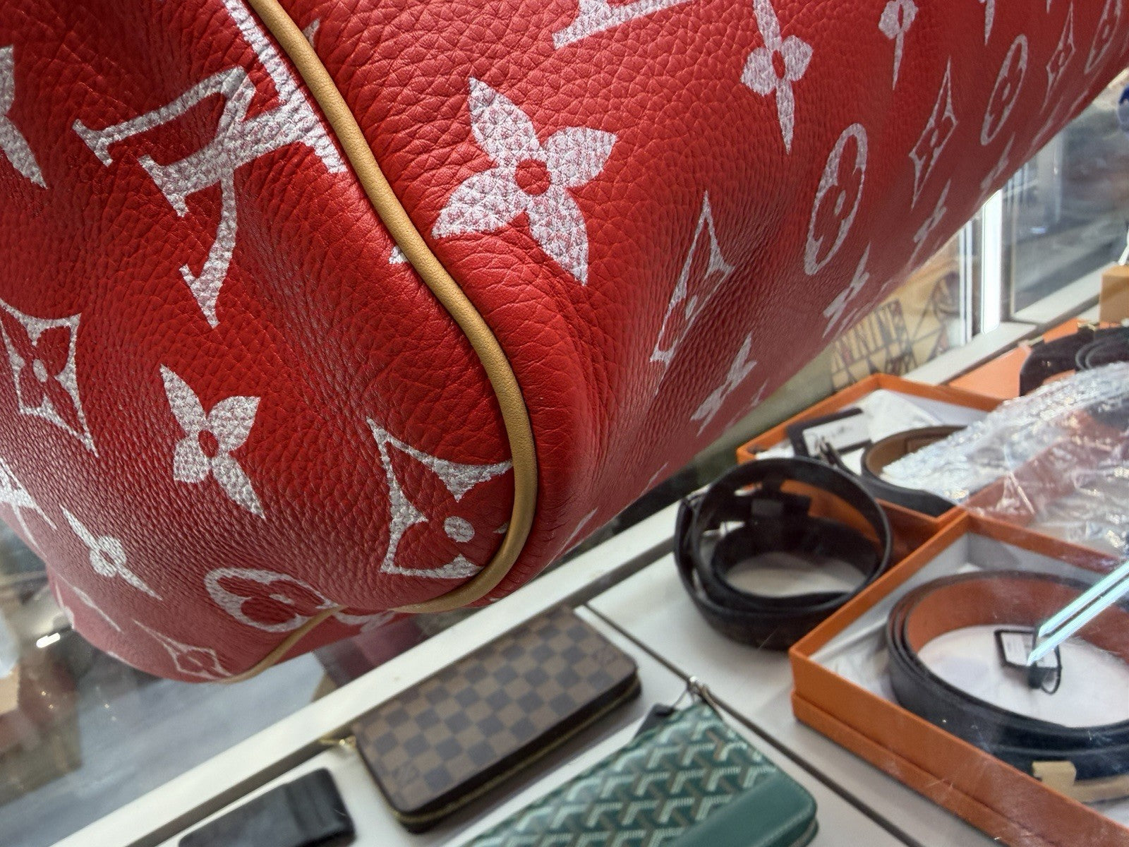 Louis Vuitton Speedy P9 Bandouliere 50 in Red