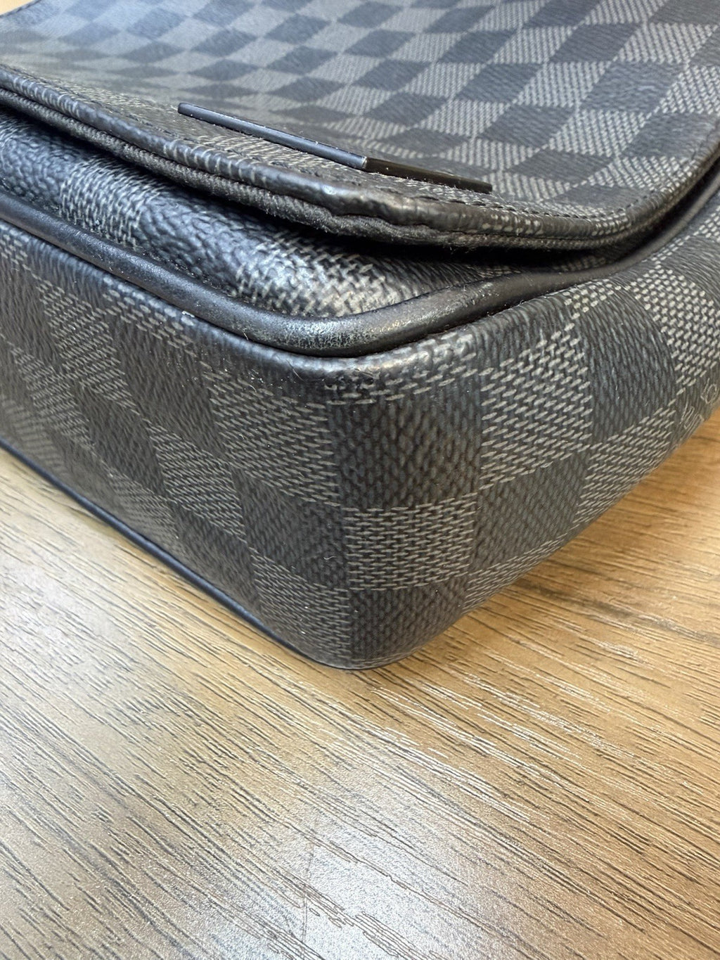 Louis Vuitton Damier Graphite District PM