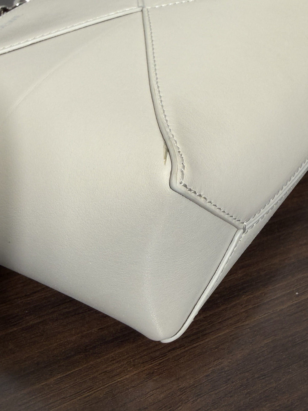 ￼Loewe Puzzle Fold Leather Shoulder Bag