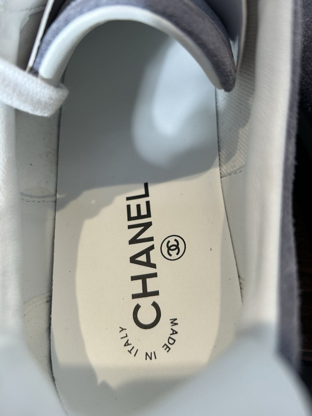 Chanel Women's CC Low-Top Flat Runner Sneakers Suede Size 40