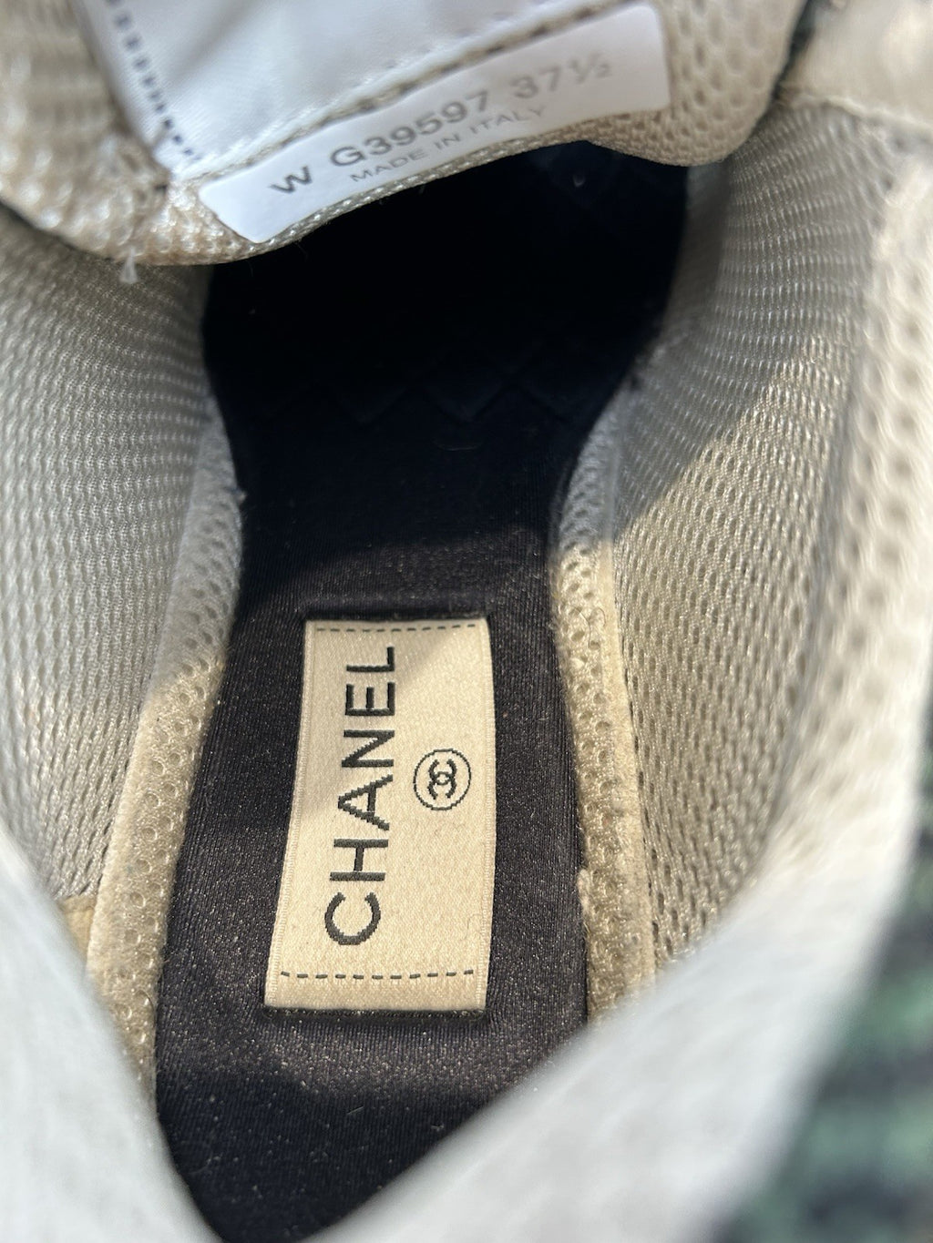 Chanel Tweed Suede CC Sneakers Size 37.5 Eu
