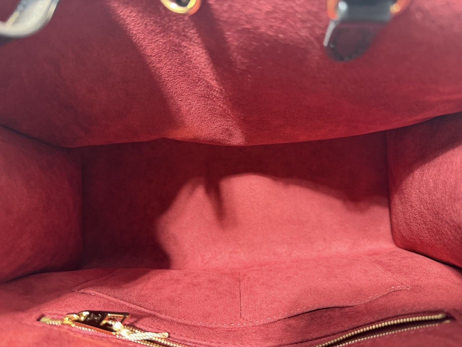Louis Vuitton LV Monogram OnTheGo MM Black Shoulder Bag