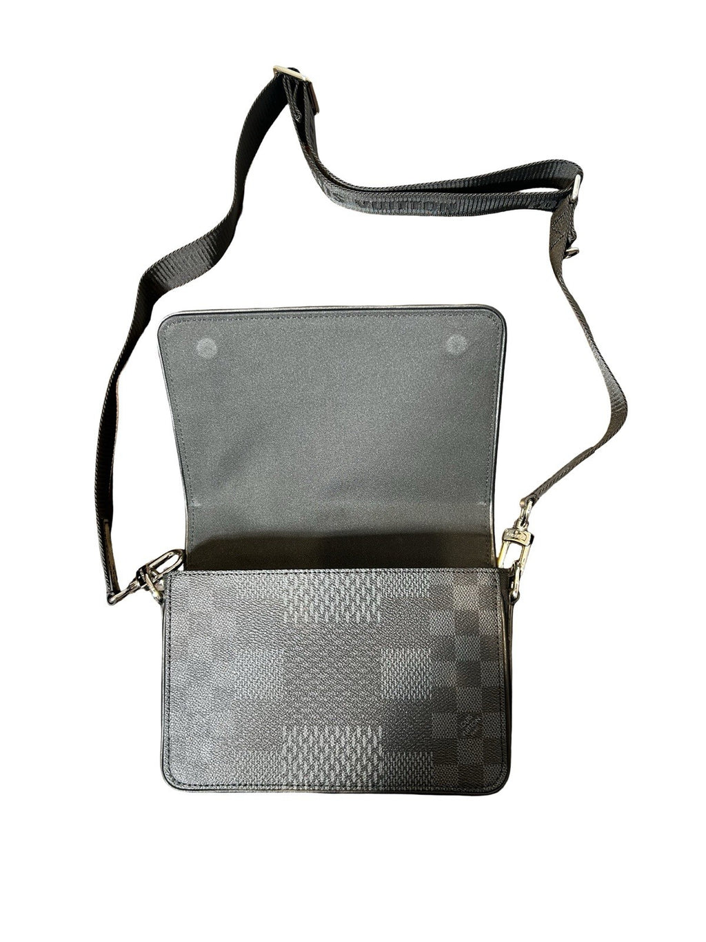Louis Vuitton Studio Messenger Bag Limited Edition Damier Graphite 3D