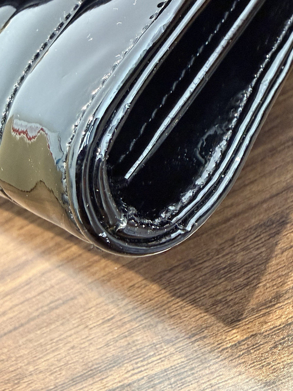 Saint Laurent  Medium Monogram Vicky Black Patent Should bag 